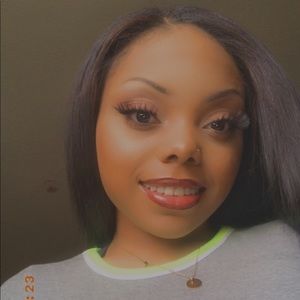 Meet your Posher, Jaleja